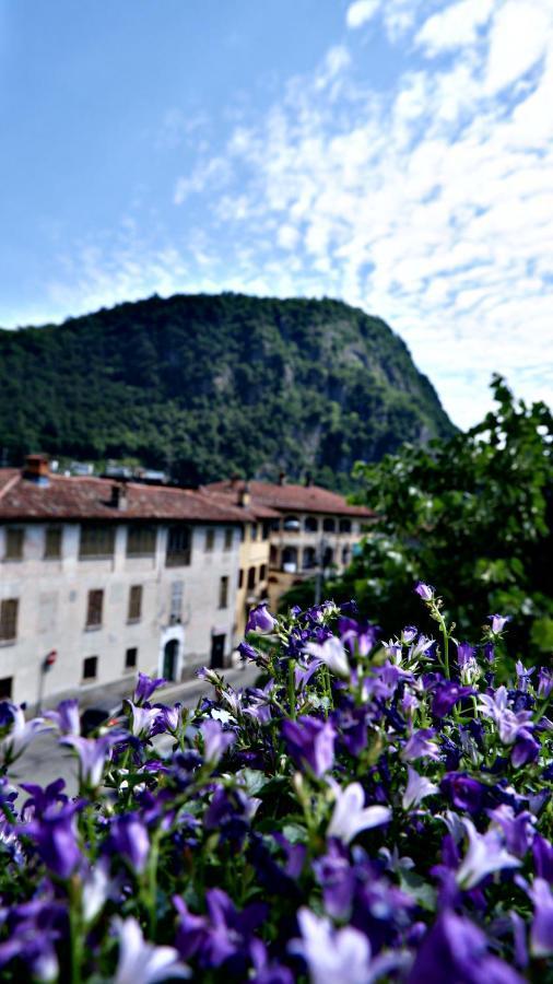 Lavena - Lake & Mountain * Lavena Ponte Tresa