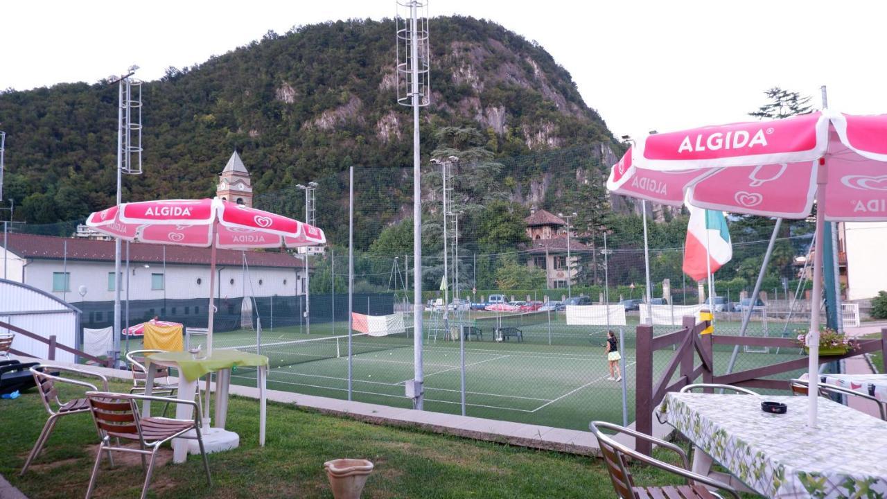 Lavena - Lake & Mountain *